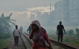 Shyampur is being covered in black smoke