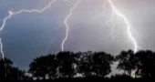 5 die as lightning strikes in three dists