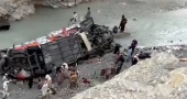 40 killed as overcrowded bus plunges into ravine in Pakistan