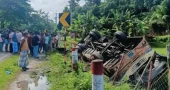 3 killed, 7 injured in bus-covered van collision in Cox’s Bazar