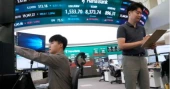 Global shares mixed after tech sell-off; oil prices fall as Iran talks progress