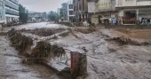 Over 200 dead as flash floods hit India, Pakistan