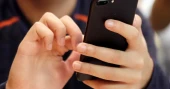 How to ease thumb pain from texting, scrolling on smartphones