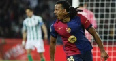 Barcelona reaches Copa del Rey quarterfinals with 5-1 rout of Real Betis