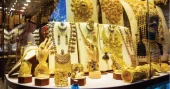 Now gold price falls by Tk 1,470 after eight consecutive hikes