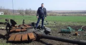 Scientists work to clean Ukraine’s war-hit wheatfields