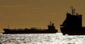 US eases Iran oil sanctions amid war-driven price surge