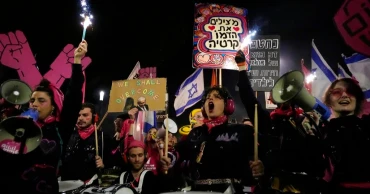 Mass protests in Israel as controversial overhauls advanced