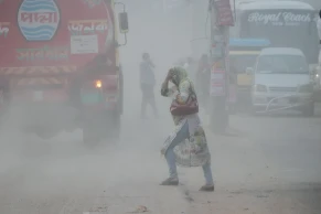 AQI: Dhaka’s air still unhealthy this morning