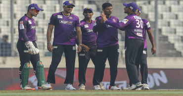 BPL: Chattogram stay in title race eliminating Dhaka by 7 wkts