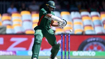 T20 World Cup: Shakib falls after a 50-plus stand with Shanto
