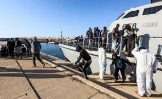 74 migrants rescued off Libyan coast, 110 others sent back
