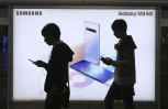 Samsung's 1Q profit slides on falling chip prices