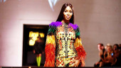 Model Naomi Campbell takes spotlight at London Fashion Week