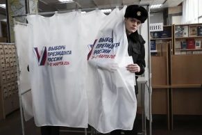 Russians voting in election that holds little suspense after Putin crushed dissent