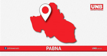 3 killed as microbus hits bike in Pabna