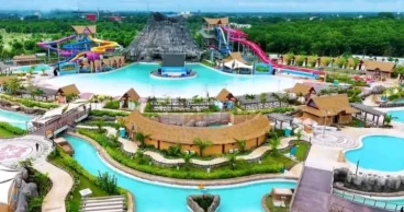 Mana Bay Water Park: What does the Premium Water Park in Gazaria Offer?