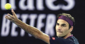 Federer, Kvitova advance at Australian Open