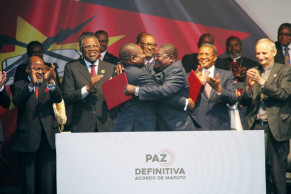 Mozambique peace accord signed, paves way for elections