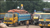 55 trucks of Indian onion enter Bangladesh