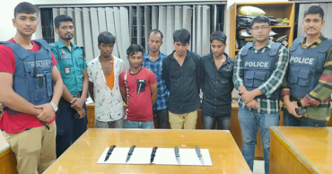 5 held while preparing for robbery in Ctg