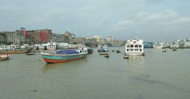 Four bodies recovered after cargo sinks in Buriganga