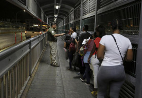 Asylum-seeking Mexicans are more prominent at US border