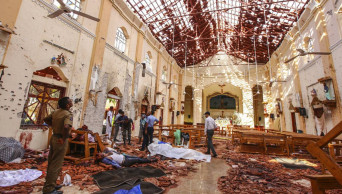 Easter Sunday bomb blasts kill more than 200 in Sri Lanka
