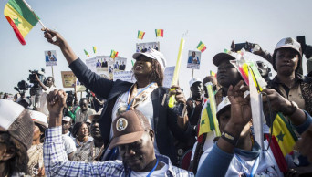 Senegal voters choose whether to give president another term