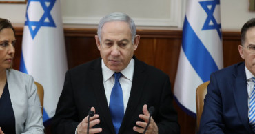 Israeli PM, meeting Pompeo, calls for more pressure on Iran