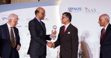 Sir Fazle Hasan Abed honoured in Singapore Diaspora Convention