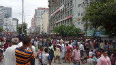 Rickshaw-pullers block city roads protesting rickshaw ban