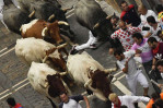 2 injured in speediest Pamplona bull run so far this year