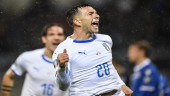 Revitalized Italy on brink of record 10th straight win