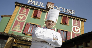 French chef Bocuse restaurant loses 3rd star after 55 years