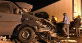 8 killed in minibus crash in central Russia