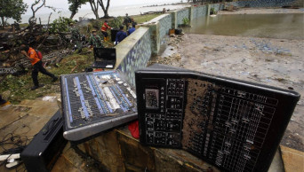 Stealth Indonesia tsunami turns perfect night into nightmare