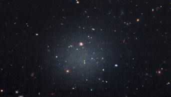 Scientists witness for very first time giant galaxy clusters about to merge