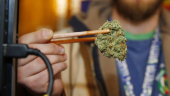Smoking strong pot daily raises psychosis risk, study finds