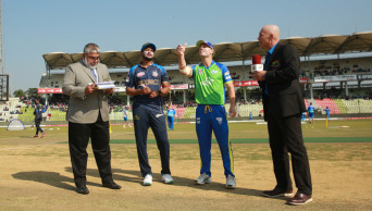 Sixers bat first against Dynamites as BPL resumes