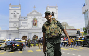 Ex-Sri Lanka officials arrested over negligence in bombings