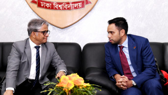 Acting Malaysian high commissioner meets DU VC
