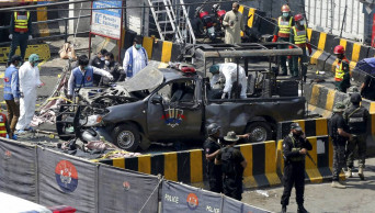 Suicide bombing outside Pakistan shrine kills 8