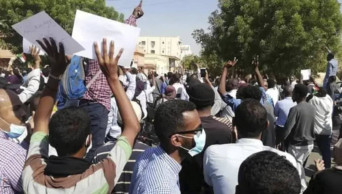 Thousands demonstrate in Sudan against Bashir's rule