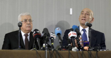 Palestinian chief and ex-Israeli PM show 2 sides can talk