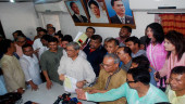 Overcrowded BNP office sells 1,336 nomination papers on first day
