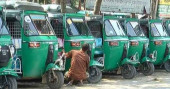 Auto-rickshaw, auto-tempo workers for amending transport law