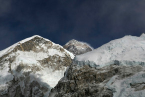 Utah climber, 4 others die on Mount Everest