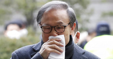 Ex-S. Korea President Lee sent back to jail over corruption