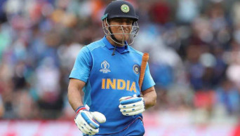 MS Dhoni has no immediate plans to retire, says longtime friend